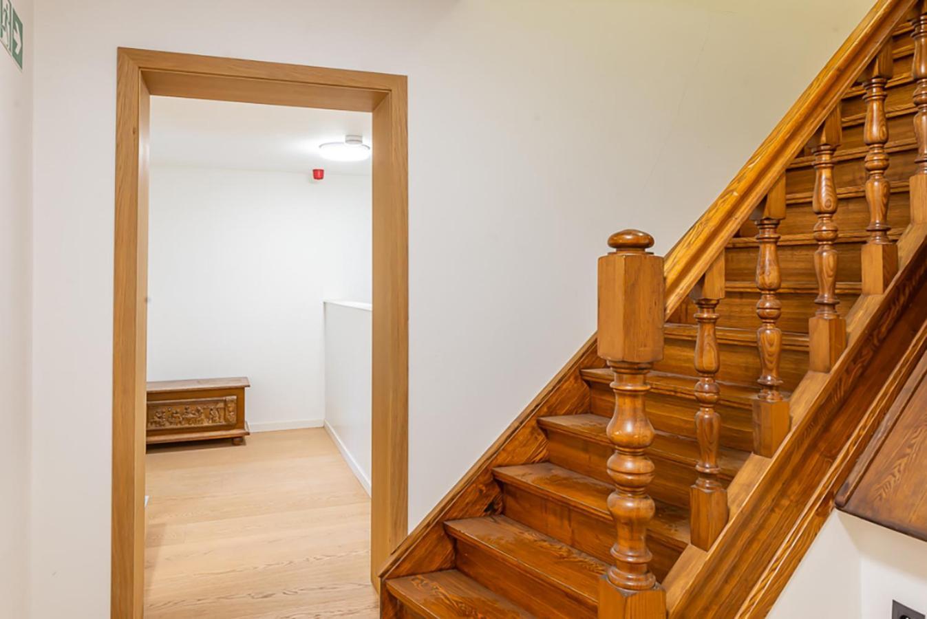 Guesthouses By Hotel Van Eyck Маасейк Екстериор снимка